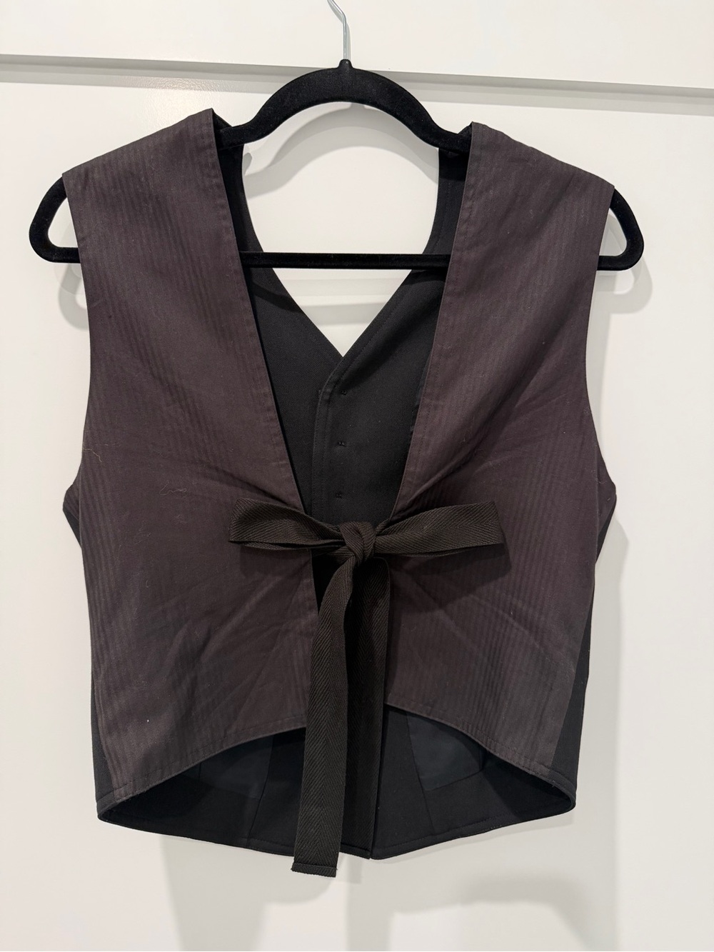 Y’s (Yohji Yamamoto) Women’s Black Open Tie-Back Vest Top - Picture 2 of 4